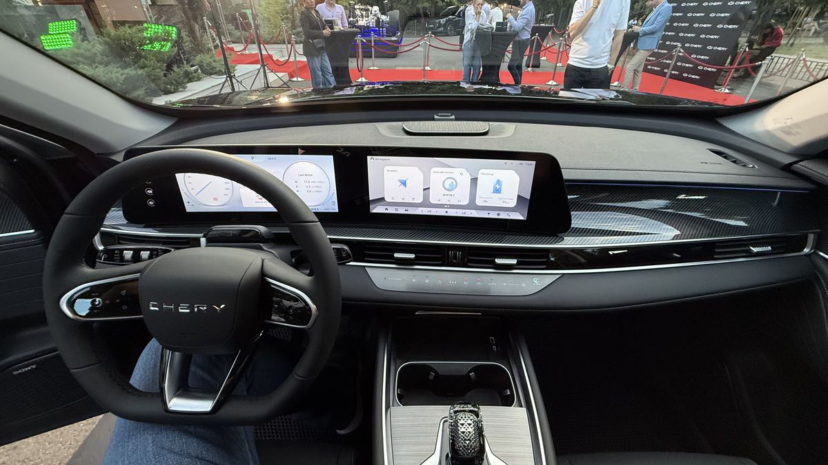 Cele două mașini chinezești care dau peste cap piața auto din România! Noul SUV ar putea deveni coșmarul Daciei