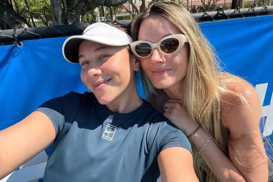 Amanda Anisimova, în stânga imaginii / FOTO: Instagram