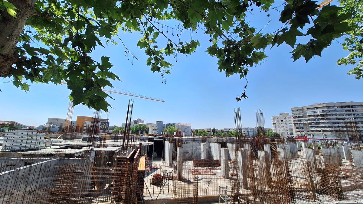 Imagini de pe șantierul velodromului interior de la Craiova, iulie 2025 // foto: GSP