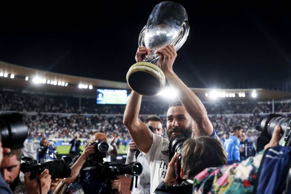 Împăratul Carlo Ancelotti. Superantrenorul care aproape dispăruse la Everton a renăscut la Real Madrid: 4 trofee și 3 recorduri în 8 luni!