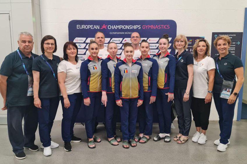 Delegația României pentru Campionatul European de gimnastică artistică // foto: Facebook @ Federația Română de Gimnastică