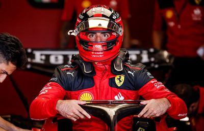 Carlos Sainz și respectul față de Fernando Alonso: ”Se umflă o rivalitate care nu există”