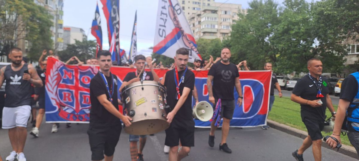 Galeria celor de la FCSB a ajuns în Ghencea » Câți oameni au fost în corteo + scandarea favorită