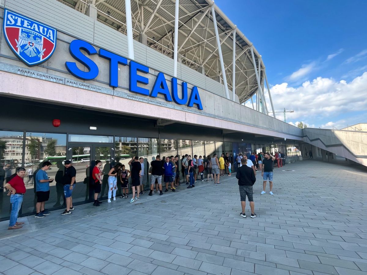 Coadă la casele de bilete din Ghencea înainte de FCSB - Nordsjaelland