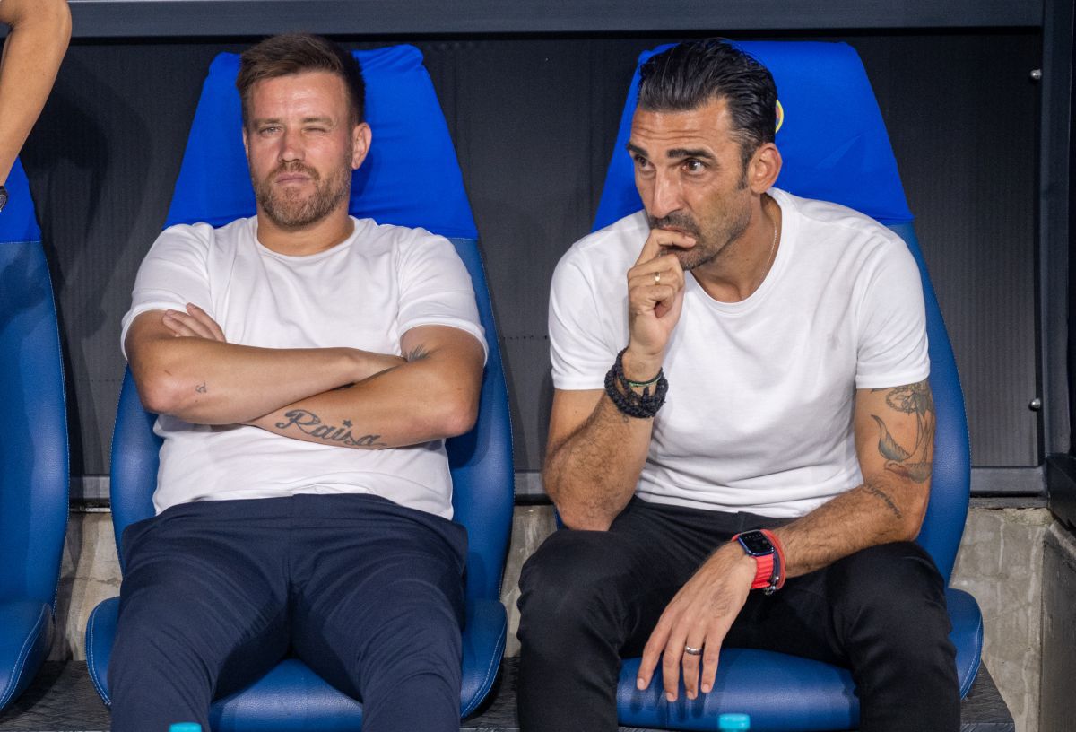 Charalambous și Pintilii, lovitură primită înainte de FCSB - Nordsjaelland » De ce au fost nevoiți să îl schimbe pe Adrian Șut