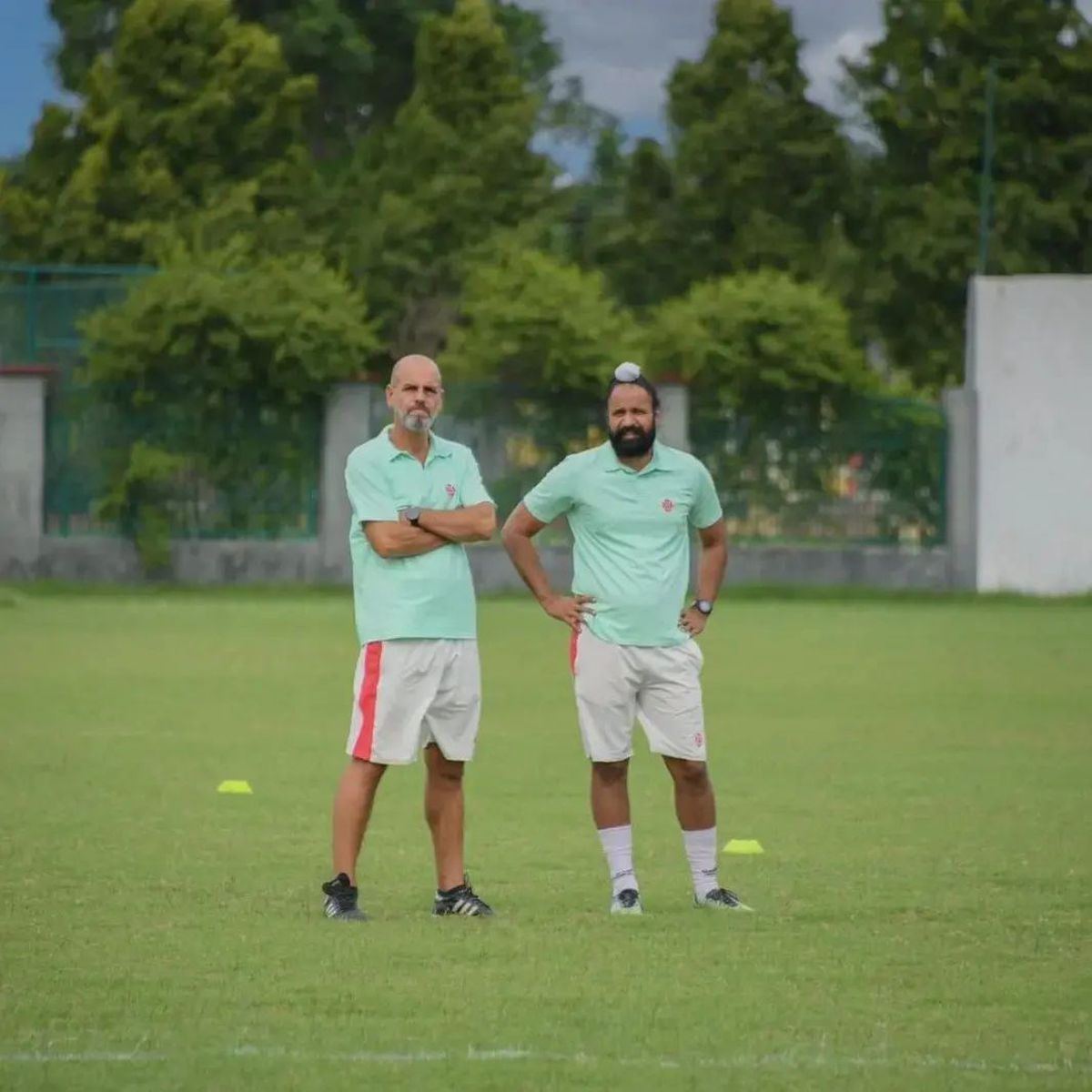 Gonçalo Gregório trăiește visul tatălui său: „Te rog, nu face aceeași greșeală ca mine!” + A venit cu fratele avocat să semneze cu Dinamo: „Aștepta o astfel de ofertă”