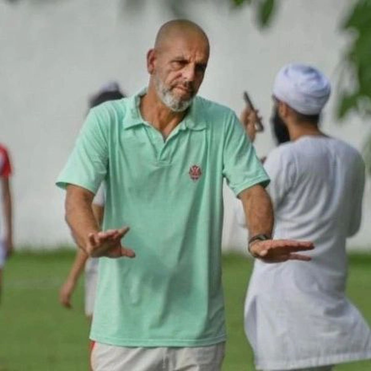 Gonçalo Gregório trăiește visul tatălui său: „Te rog, nu face aceeași greșeală ca mine!” + A venit cu fratele avocat să semneze cu Dinamo: „Aștepta o astfel de ofertă”