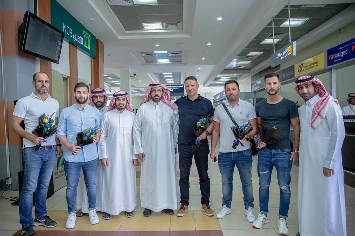 Gonçalo Gregório trăiește visul tatălui său: „Te rog, nu face aceeași greșeală ca mine!” + A venit cu fratele avocat să semneze cu Dinamo: „Aștepta o astfel de ofertă”