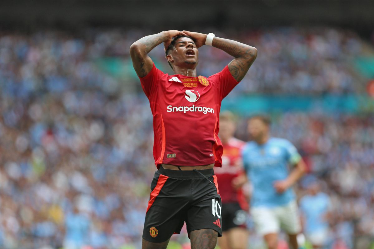 Manchester City câștigă în debutul stagiunii din Regat » „Cetățenii” și-au adjudecat Supercupa Angliei, după ce au învins-o pe United la penalty-uri