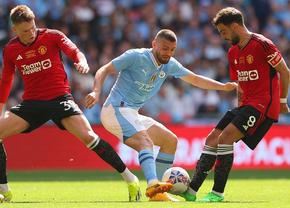 Rivalele din Manchester deschid noul sezon: City - United, în Supercupa Angliei » Echipe de start