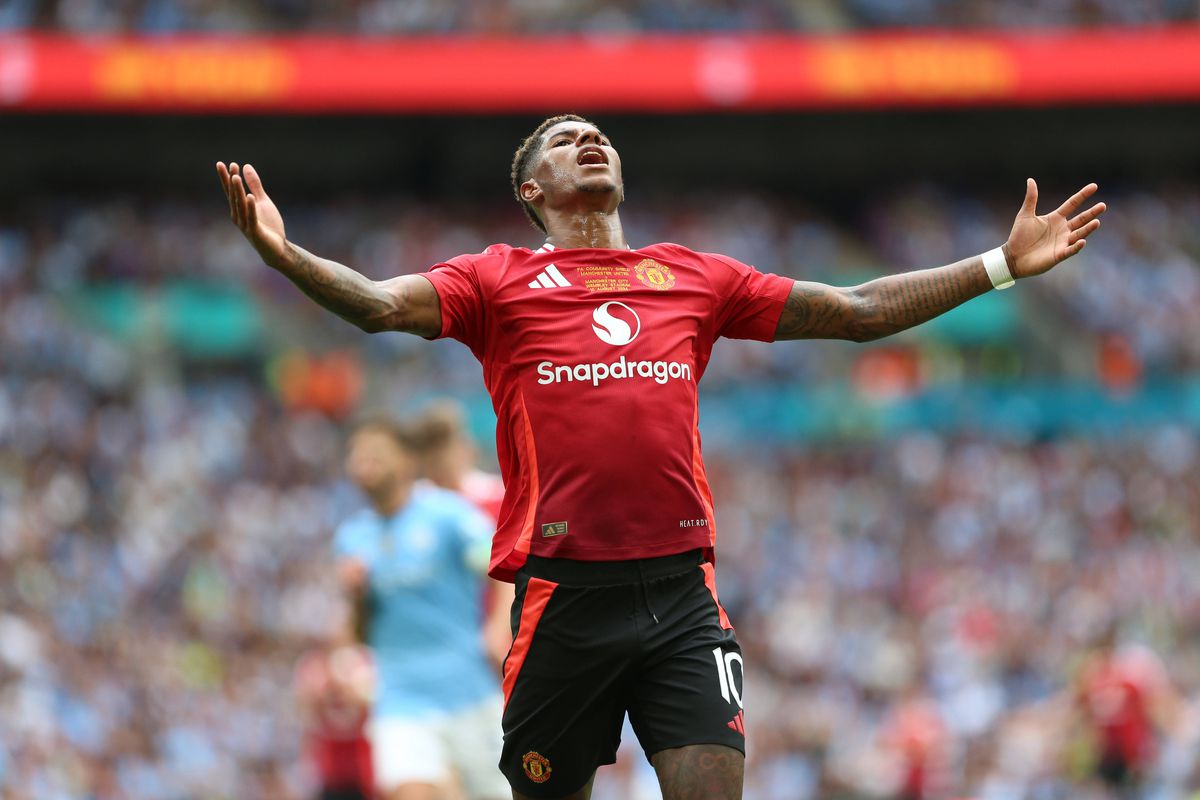 Manchester City câștigă în debutul stagiunii din Regat » „Cetățenii” și-au adjudecat Supercupa Angliei, după ce au învins-o pe United la penalty-uri