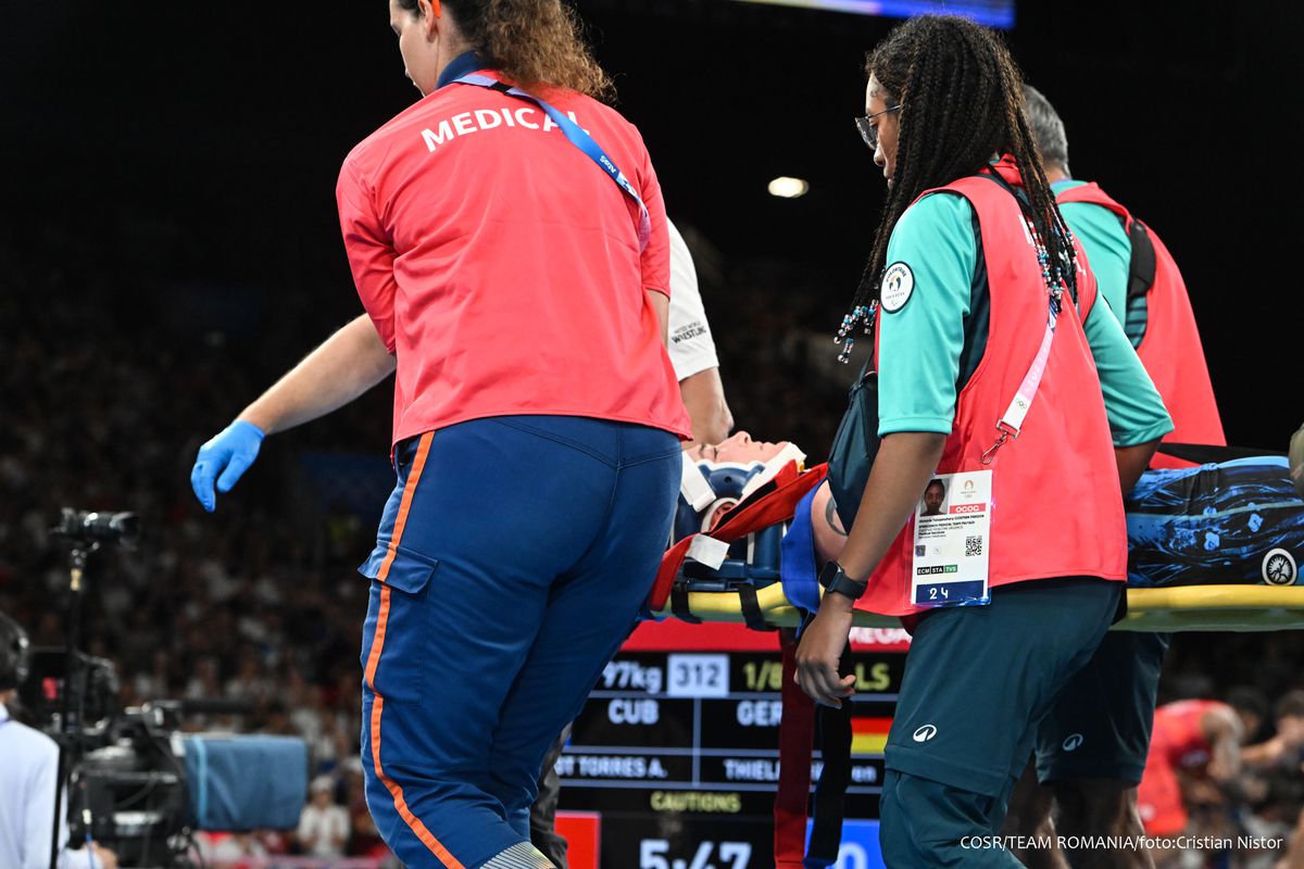 Prima reacție după accidentarea înspăimântătoare suferită de luptătoarea Cătălina Axente: „I s-au făcut primele teste şi semnele motrice sunt OK”