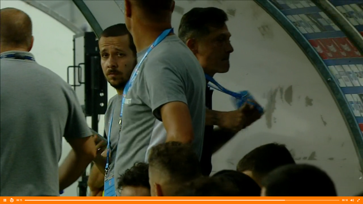 Ce a fost asta? Imagini șocante cu Mirel Rădoi, într-un acces de FURIE și un nou gest violent