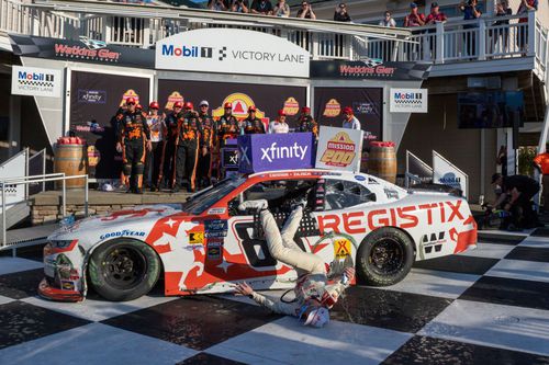 Connor Zilisch a căzut în timp ce sărbătorea victoria/Foto: Imago Images