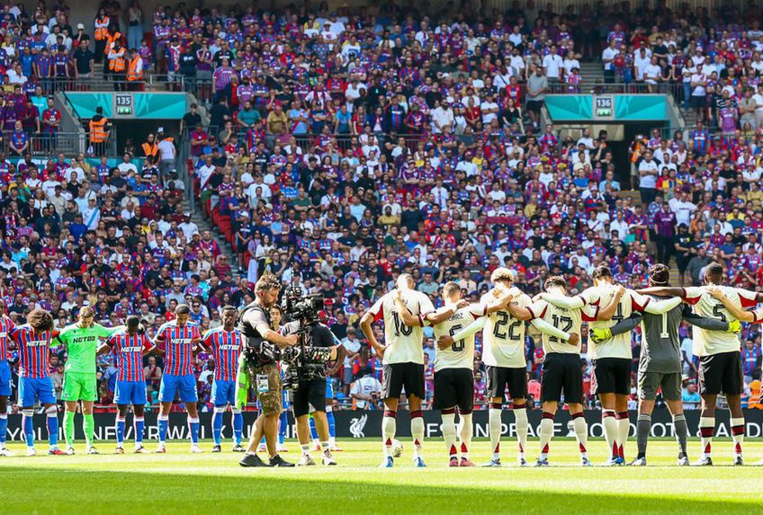Suporterii lui Crystal Palace au avut un comportament scandalos în timpul momentului de reculegere pentru Diogo Jota și André Silva, înainte de Supercupa Angliei cu Liverpool/ foto: Imago Images