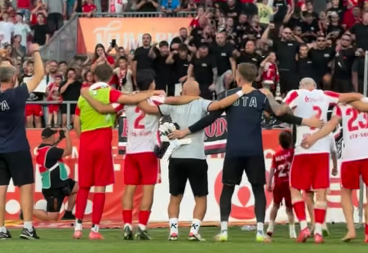 Imagini spectaculoase din Superligă: „Cine e pe primul loc, cine e pe primul loc?”