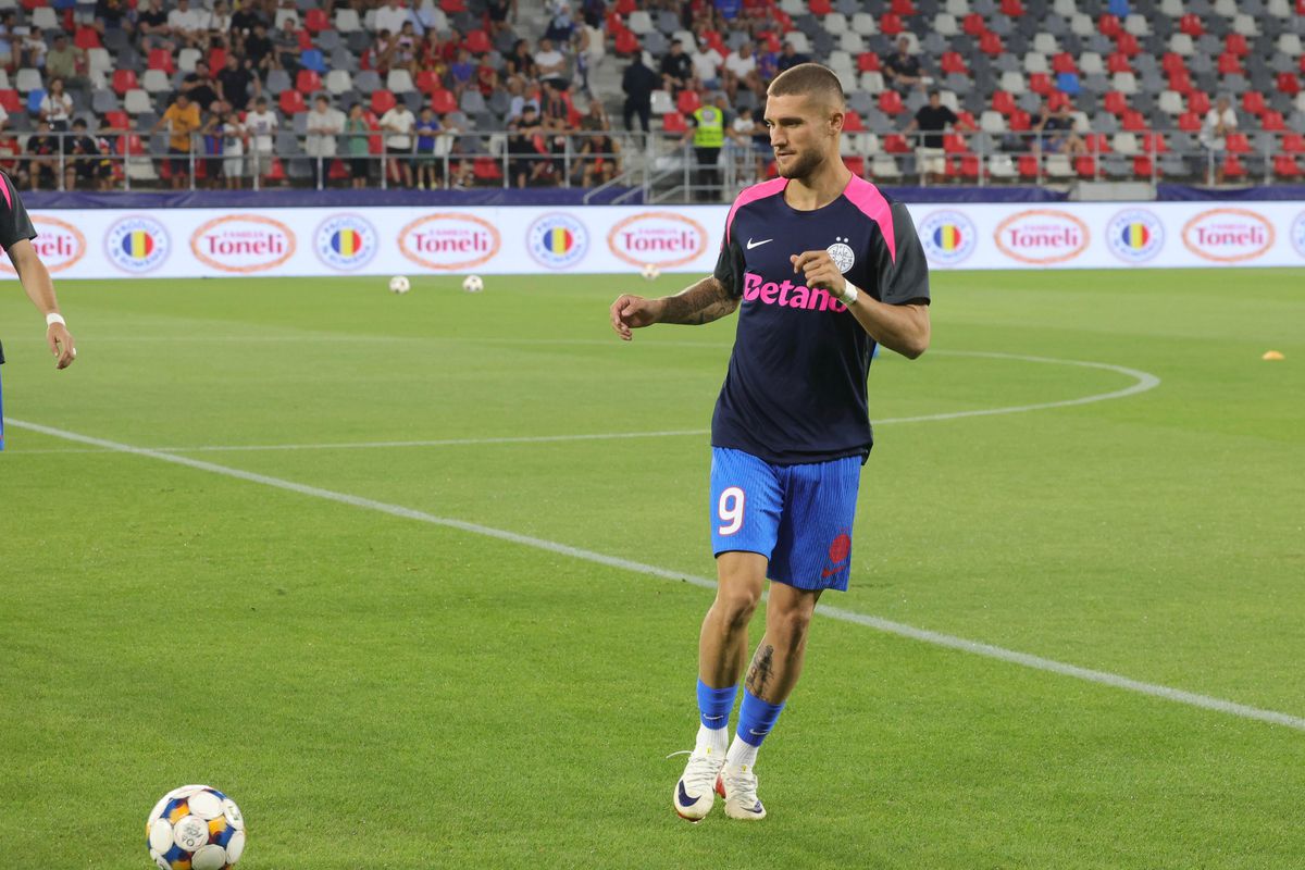 FCSB - Unirea Slobozia, imagini de la nivelul gazonului