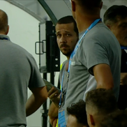 Mirel Rădoi, criză de nervi în Craiova - Hermannstadt. FOTO: captură Orange Sport