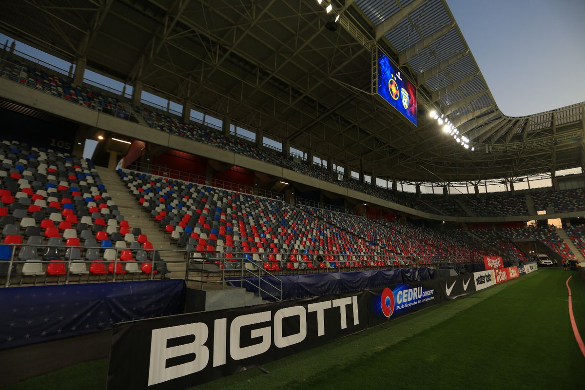 FCSB - Unirea Slobozia, imagini de la nivelul gazonului