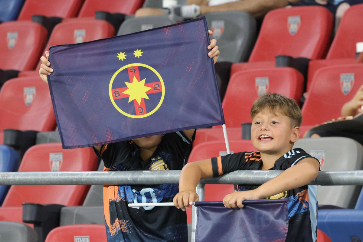 FCSB - Unirea Slobozia, imagini de la nivelul gazonului