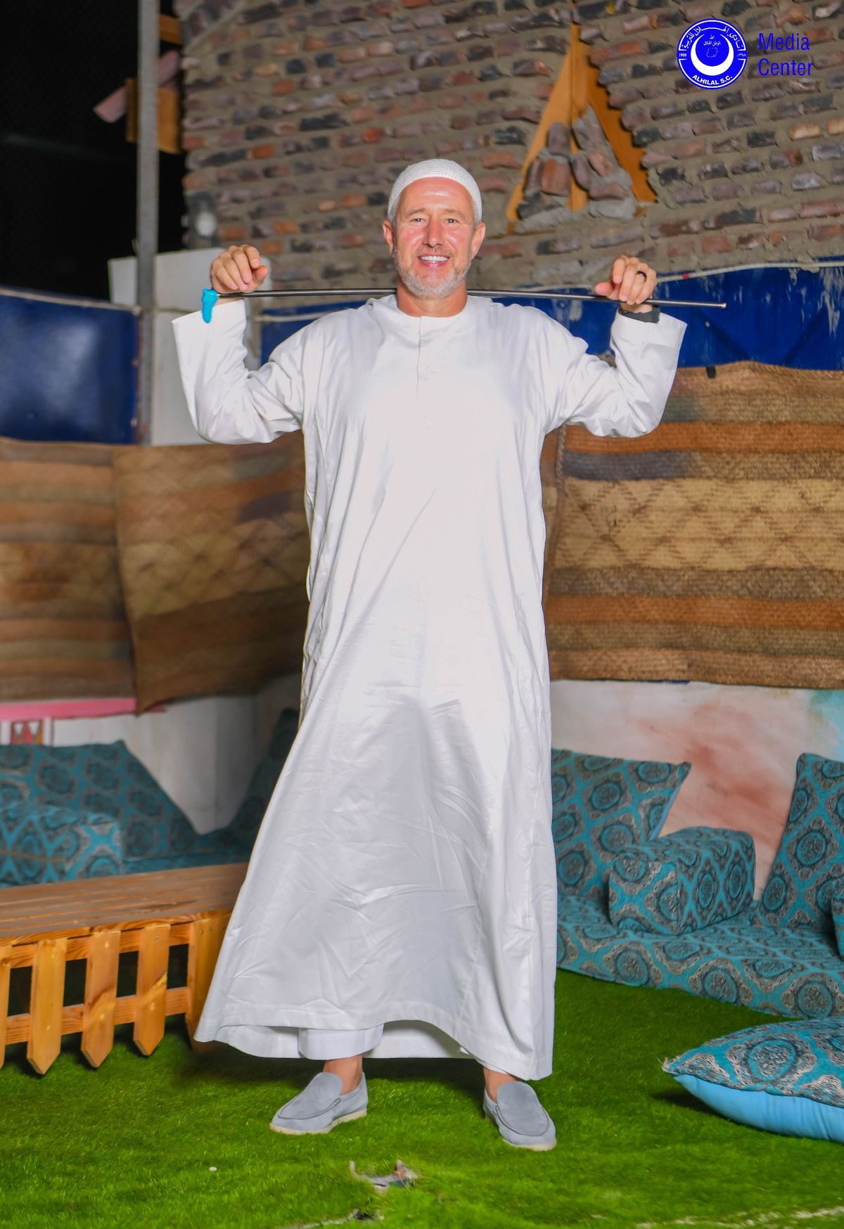 Laurențiu Reghecampf, ședintă foto spectaculoasă în Sudan