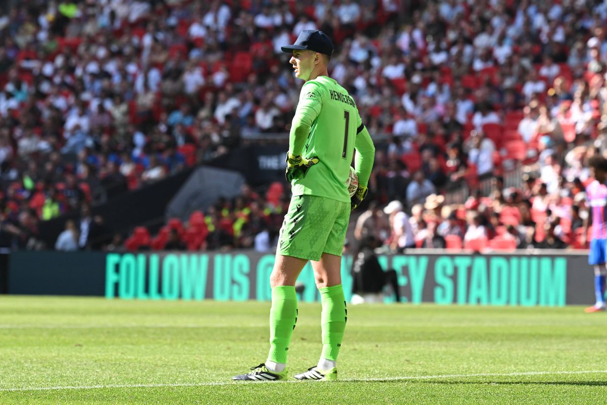 Secretul lui Dean Henderson era pitit în prosop: camerele TV au surprins detaliul prin care a răpus-o pe Liverpool