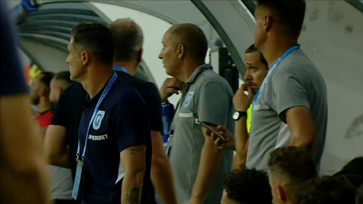 Ce a fost asta? Imagini șocante cu Mirel Rădoi, într-un acces de FURIE și un nou gest violent