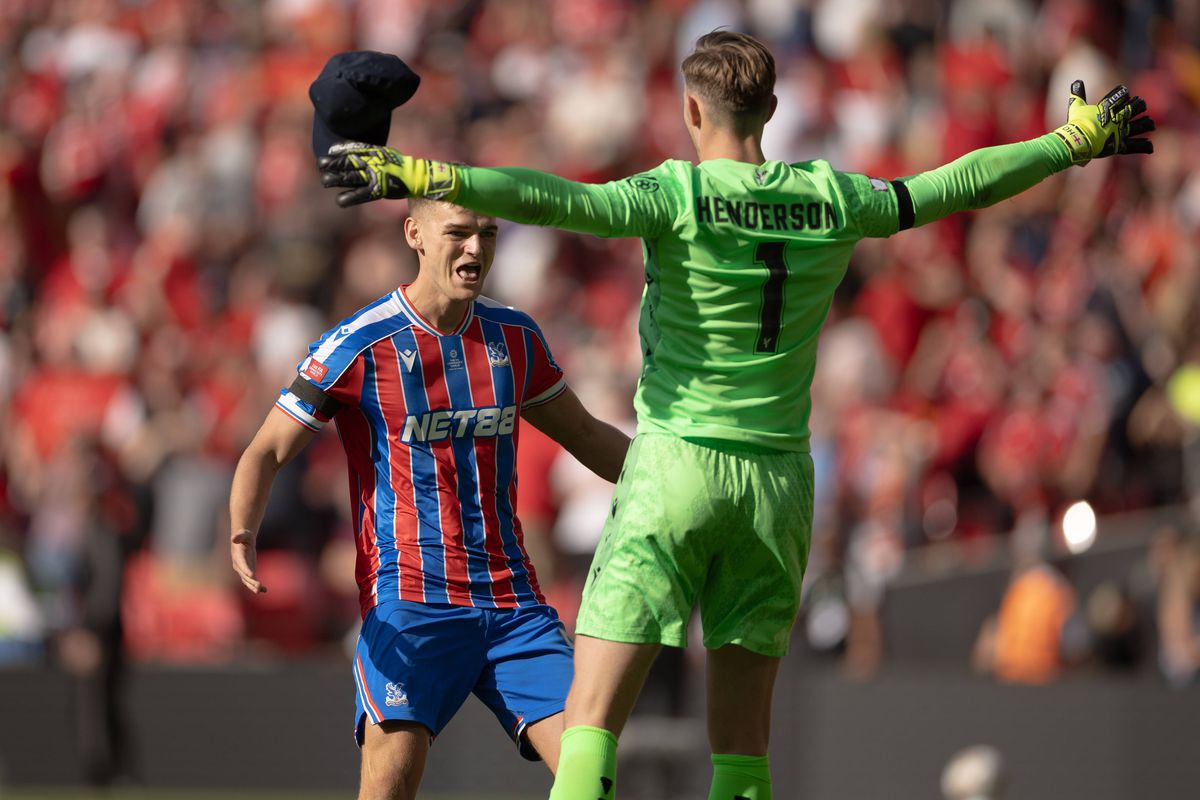 Secretul lui Dean Henderson era pitit în prosop: camerele TV au surprins detaliul prin care a răpus-o pe Liverpool