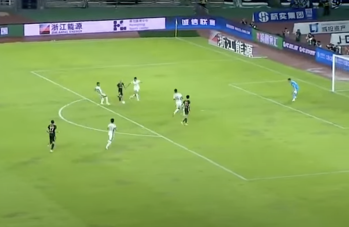 Alexandru Mitriță, gol și assist în China » Echipa lui a condus de două ori, dar nu a câștigat