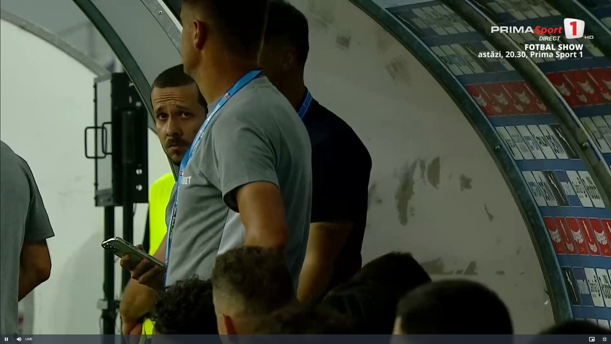 Ce a fost asta? Imagini șocante cu Mirel Rădoi, într-un acces de FURIE și un nou gest violent