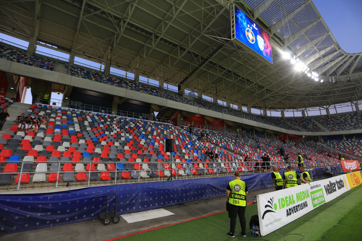 FCSB - Unirea Slobozia, imagini de la nivelul gazonului