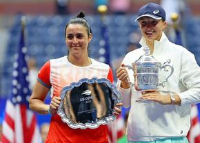 Iga Swiatek e campioana de la US Open 2022! Ajunge la 3 titluri de Grand Slam după finala perfectă contra lui Jabeur
