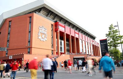 Cluburile din Anglia vor dona mâncarea care ar fi urmat să fie comercializată în timpul meciurilor din acest week-end