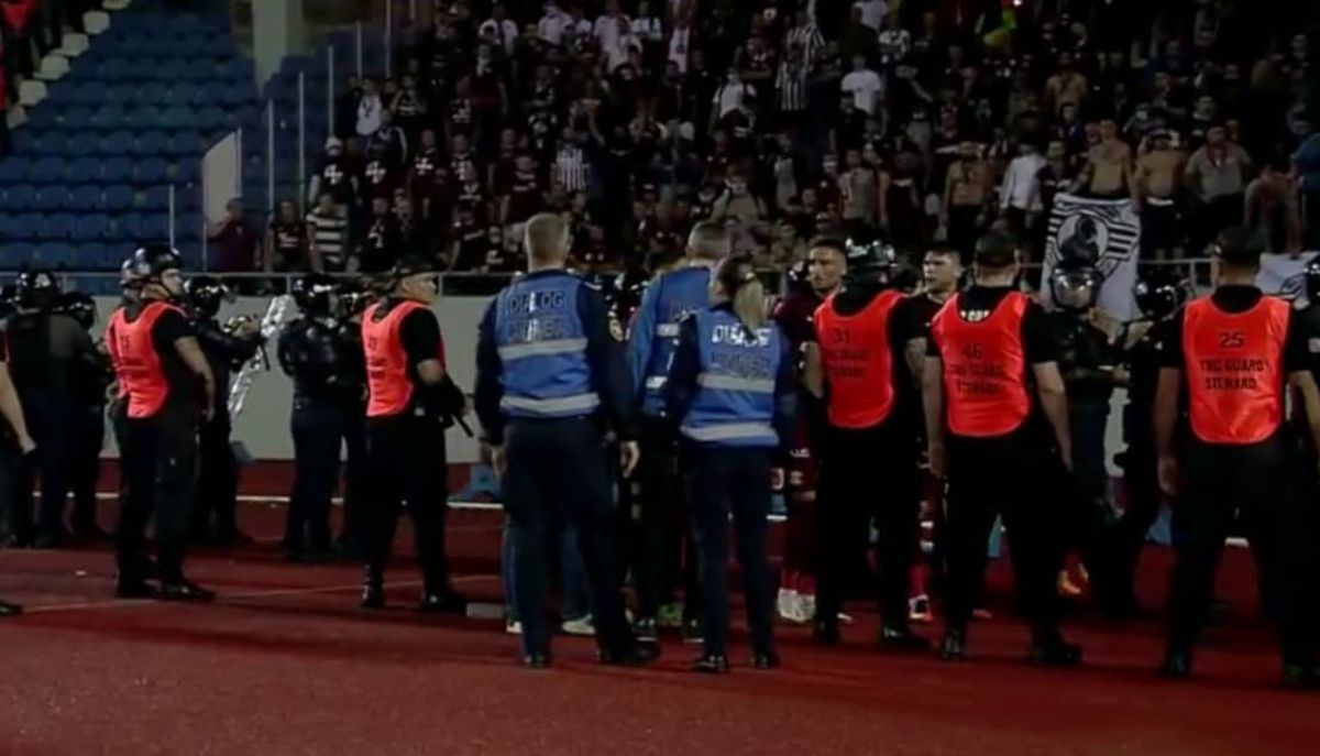 „Scânteia” care a declanșat scandalul de la FCU Craiova - Rapid: totul a pornit de la un gest incredibil!