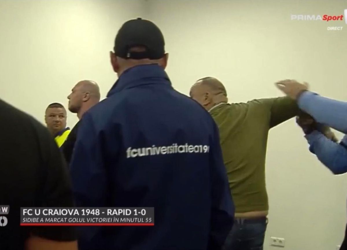 Mititelu Jr. îl face praf pe Săpunaru: „Se închipuie luptător de K-1, îl țineau 10 inși! Eu sunt interzis pe stadion, dar el poate juca?!”