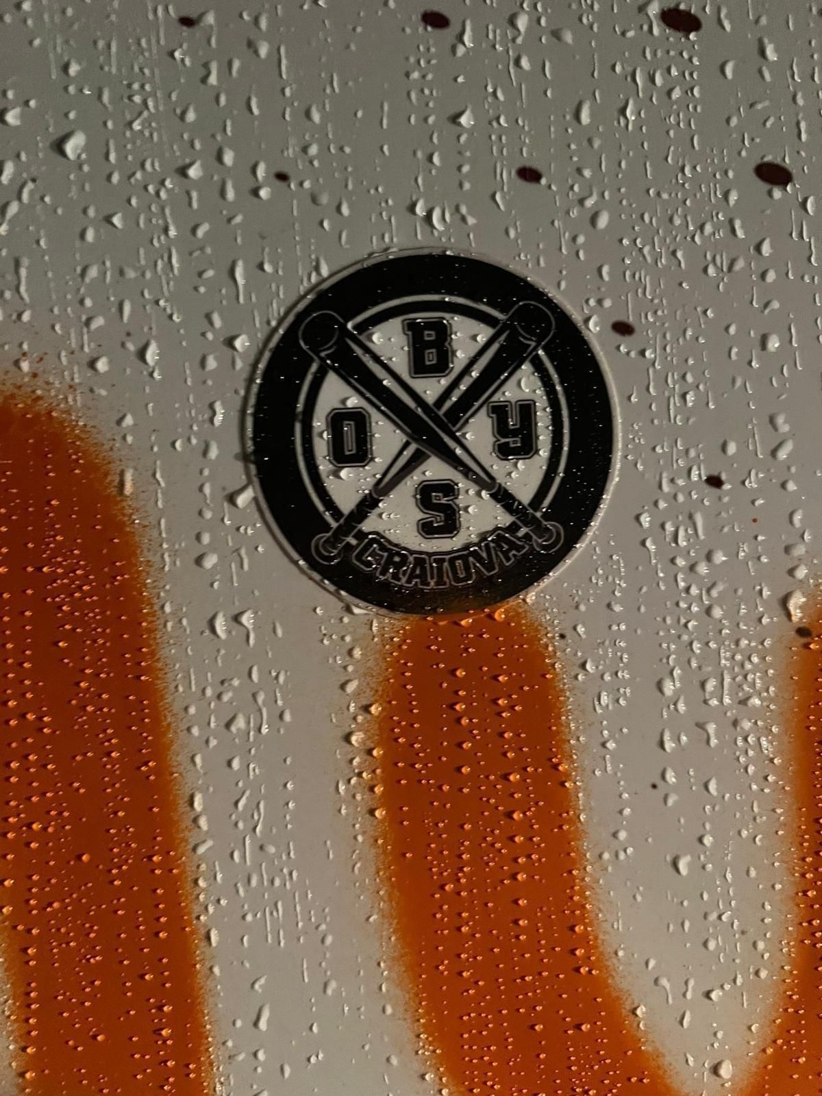 Au început șicanele! Autocarul Rapidului, vandalizat de ultrașii formaţiei FCU Craiova înaintea meciului direct