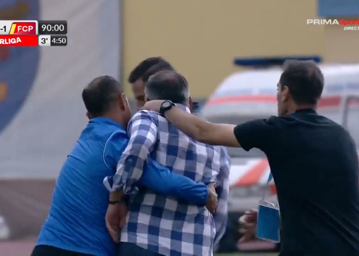 Scene de neînțeles la Hermannstadt - Petrolul! A sărit la arbitru după ce echipa sa a dat gol » Colegii s-au chinuit să-l țină în frâu