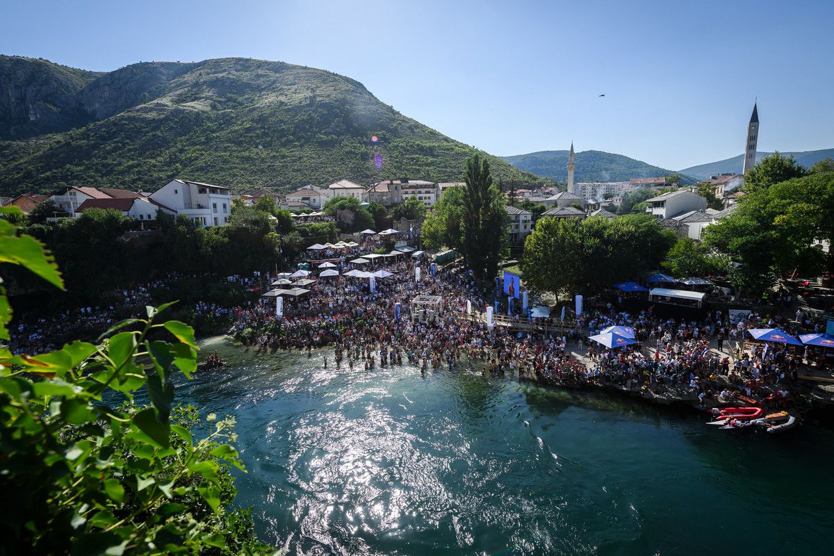 Imagini senzaționale care își taie răsuflarea! Cătălin Preda a terminat pe locul doi etapa din Bosnia și Herțegovina + Emoții pentru Constantin Popovici