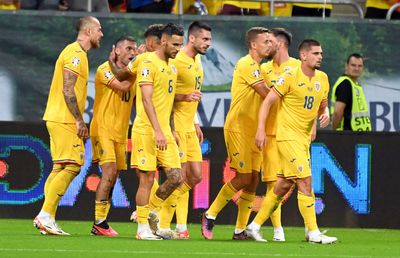 Cel mai dur discurs al unui „tricolor”: „Nu îmi place jocul, nu mă simt bine. Dacă vrem să mergem la EURO să ne facem de râs, mai bine stăm acasă!”