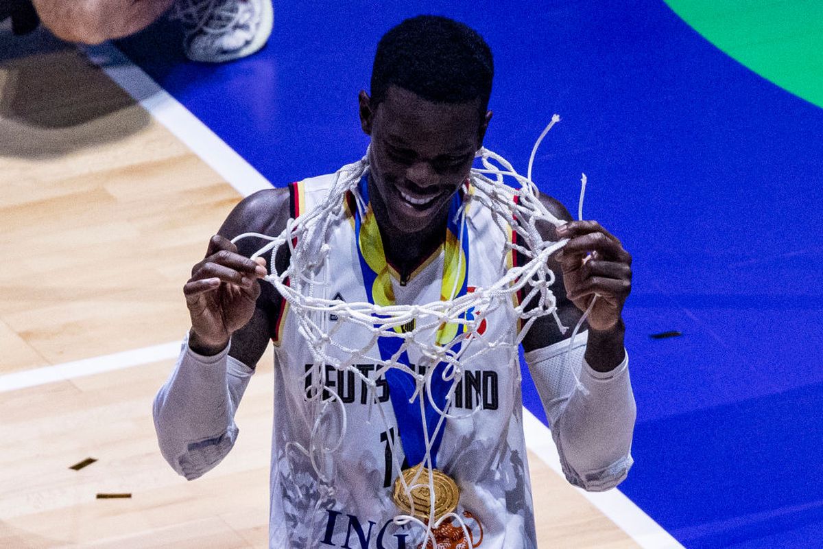 Emoții duse la extrem » Cum a fost surprins selecționerul Germaniei, imediat după titlul istoric cucerit la Mondialul de baschet