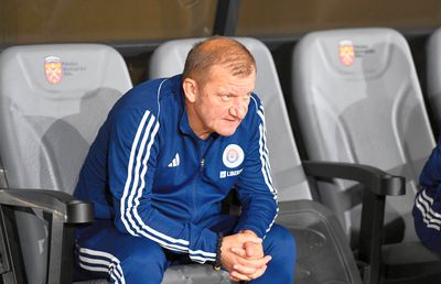 Dorinel Munteanu a început curățenia la Oțelul Galați » Primele două despărțiri