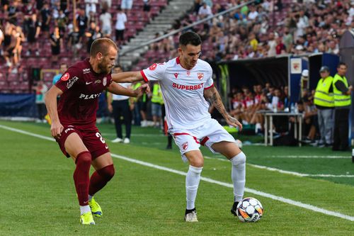 Armend Thaqi (stânga) / Foto: Imago Images