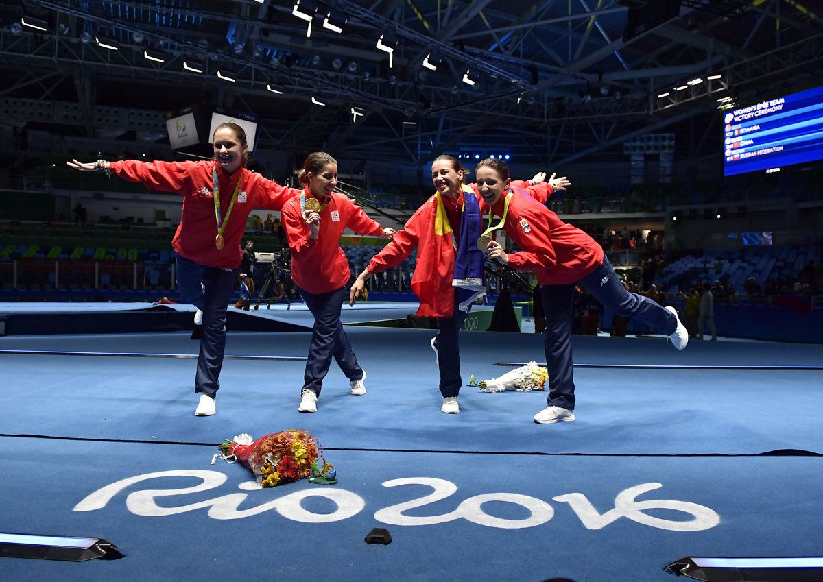 Campioana olimpică Loredana Dinu, mărturie sfâșietoare în studioul „La feminin”: „Tata strângea ziar după ziar, a murit într-un accident tragic...”