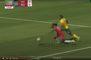 Ngezana, gafă majoră la naționala Africii de Sud » Fundașul lui FCSB a comis un penalty după un fault neglijent