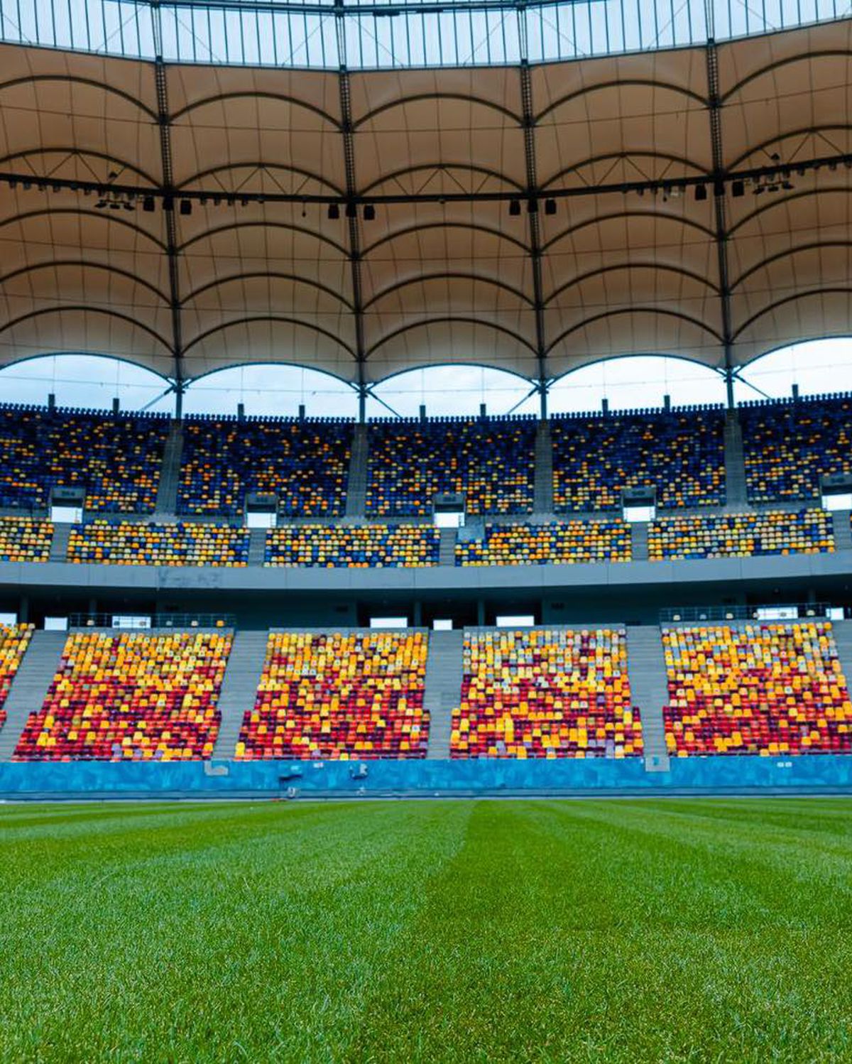 Gazonul de pe Arena Națională