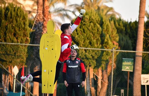 De la Dinamo, cedat definitiv în Liga 2 » O altă despărțire de ultimă oră în „haită”