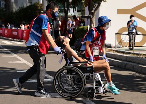 Atleta sud-coreeană Cho Kyung-sun a încgeiar maratpnul de la JO 2021, dar s=a prăbușit după finiș Foto: Guliver / Getty Images