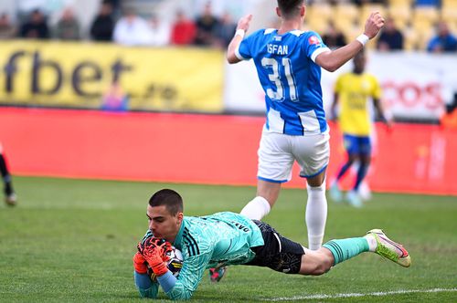 Octavian Vâlceanu, în acțiune în Superligă // foto: Imago Images