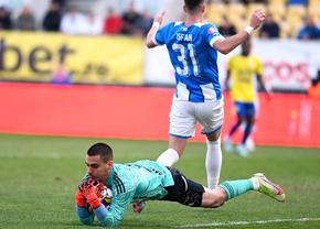 Între timp, în Superliga: Varga nu se mai oprește, tocmai a oficializat transferul #17!