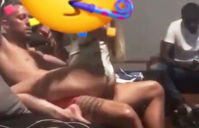 VIDEO Jeremy Menez, implicat într-un uriaș scandal » Imagini interzise minorilor: video halucinant de la o escapadă cu prostituate și consum de droguri